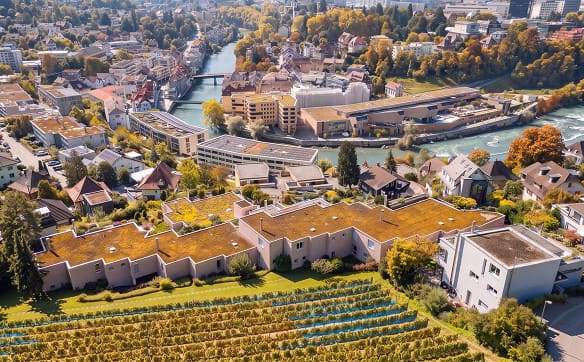 Immobilie in Ennetbaden - Terrassenwohnung mit 101 m² Terrasse und Weitsicht über Baden - Bild 0