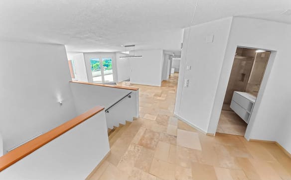 Immobilie in Ennetbaden - Terrassenwohnung mit 101 m² Terrasse und Weitsicht über Baden - Bild 1