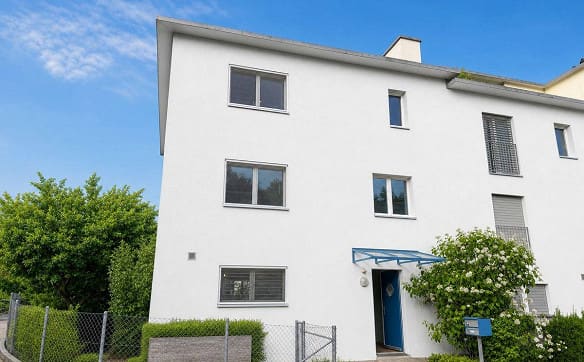 Immobilie in Wetzikon Zh - "Aussergewöhnlich grosszügiges 7.5-Zimmer mit Südgarten und vielsei... - Bild 12