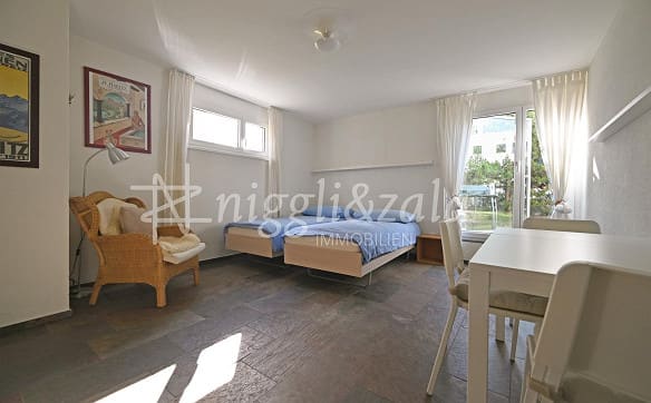 Immobilie in St. Moritz - Zeitgemässes Wohnen mit separatem Studio in naturnaher Lage - Bild 5