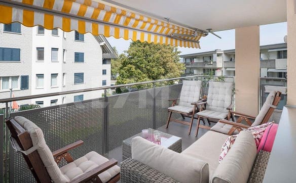 Immobilie in Reichenburg - Gepflegte 4.5-Zimmerwohnung mit grossem Balkon in  zu kaufen! - Bild 8