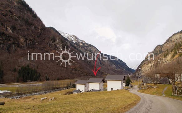 Immobilie in Selma - Neues 5.5-Zimmer-Chalet mit Bergblick in Calanca kaufen - Bild 1