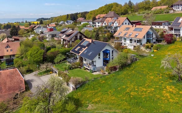 Immobilie in Innerberg - Familienparadies mit Weitsicht, Gartenidylle und Ausbaureserve - Bild 0