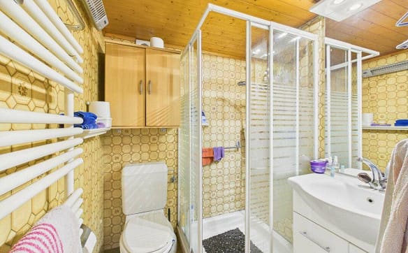 Immobilie in Ebnat-kappel - Wohnhaus mit grossem Biotop, Garage und zwei Mehrzweckgebäuden - Bild 9