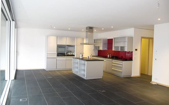 Immobilie in Zug - Spacious 4.5-Room Apartment in Zug – Modern Living with Minergie Stand - Bild 0