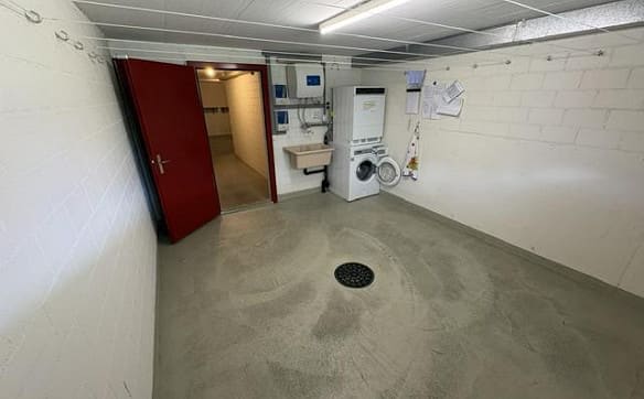 Immobilie in Unterseen - 2-Zimmerwohnung im Dachgeschoss und Nebenraum, inkl. Garage - Bild 13