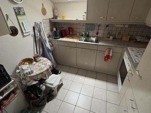 Immobilie in Unterseen - 2-Zimmerwohnung im Dachgeschoss und Nebenraum, inkl. Garage - Bild 7
