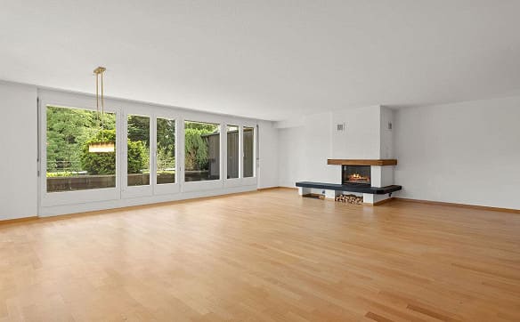Immobilie in Adligenswil - Terrassenwohnung mit Charme und Potenzial - Bild 1
