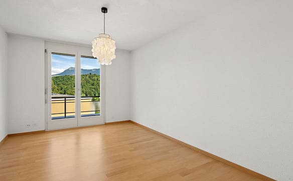 Immobilie in Adligenswil - Terrassenwohnung mit Charme und Potenzial - Bild 3