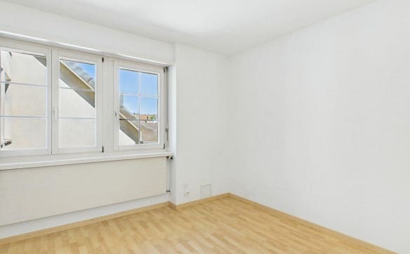 Immobilie in Bülach - ZENTRAL WOHNEN MIT CHARME UND GROSSZÜGIGEM RAUMANGEBOT - Bild 3