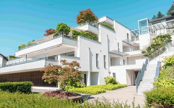 Immobilie in Risch - Grosszügige Terrassenwohnung mit Atelier – Wohnen & Arbeiten in Risch - Bild 1