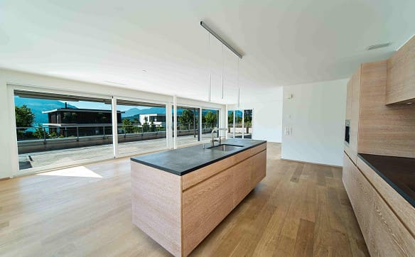 Immobilie in Risch - Grosszügige Terrassenwohnung mit Atelier – Wohnen & Arbeiten in Risch - Bild 2