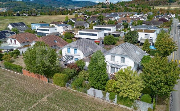 Immobilie in Möriken Ag - Ankommen, wohlfühlen und zuhause sein, Ihr Familienhaus in ruhigem ... - Bild 2