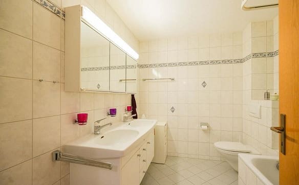 Immobilie in Gipf-oberfrick - Gepflegte 4.5 Zimmer-Wohnung mitten im Dorf - Bild 3