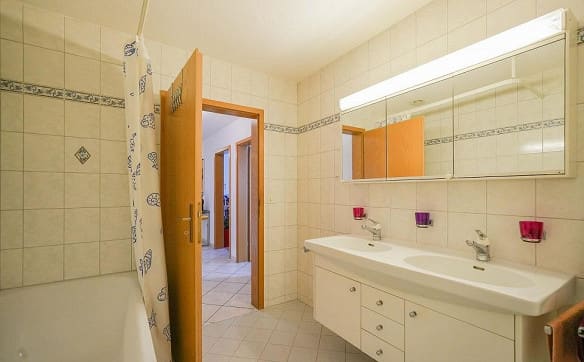 Immobilie in Gipf-oberfrick - Gepflegte 4.5 Zimmer-Wohnung mitten im Dorf - Bild 7