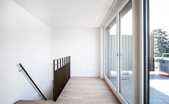 Immobilie in Küsnacht Zh - Grosszügige 3½-Zimmer-Maisonette mit Terrasse und Seesicht - Bild 1