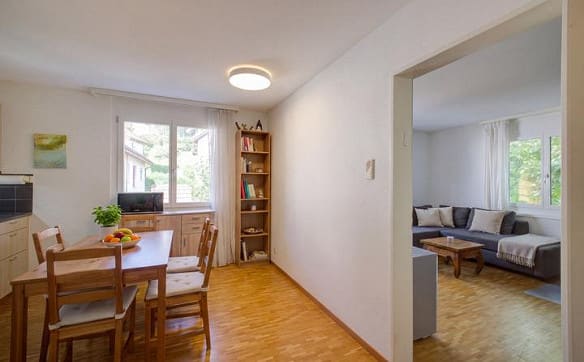 Immobilie in Zwillikon - KOMPAKT WOHNEN  IN SCHÖNER UMGEBUNG - 1.5 ZIMMER  WOHNUNG IN ZWILLIKON - Bild 2