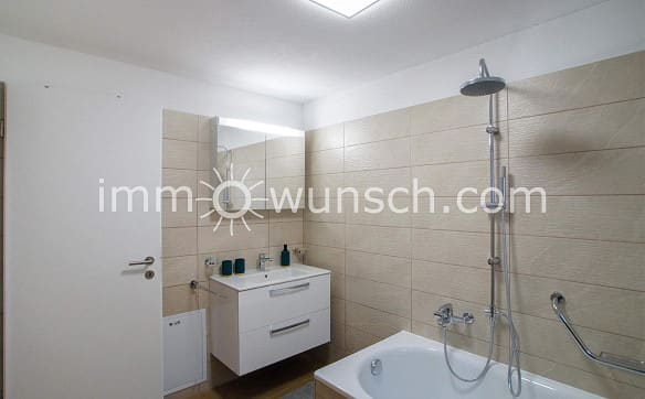 Immobilie in Selma - Charmantes Chalet «Monte» - modern, hell mit herrlicher Weitsicht i... - Bild 9