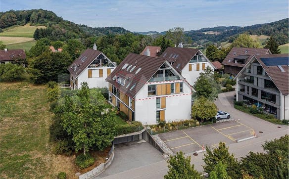 Immobilie in Aeugst Am Albis - HOCHWERTIGE 4½-ZIMMER-MINERGIE-WOHNUNG MIT SICHT - Bild 1