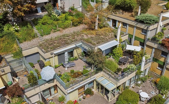 Immobilie in Utzigen - 4.5 Zimmer Terrassenhaus mit Traumaussicht in Utzigen - Bild 1