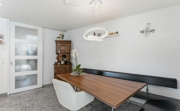 Immobilie in Dagmersellen - Modern. Grosszügig. Einzigartig. 7½-Zimmer-Einfamilienhaus mit Pool - Bild 10