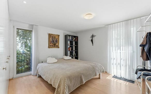 Immobilie in Dagmersellen - Modern. Grosszügig. Einzigartig. 7½-Zimmer-Einfamilienhaus mit Pool - Bild 12