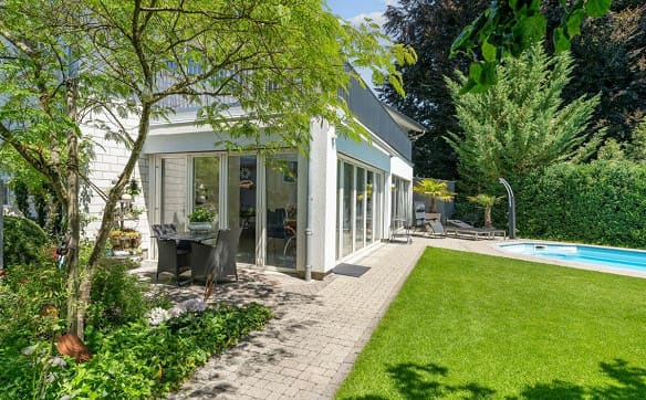 Immobilie in Dagmersellen - Modern. Grosszügig. Einzigartig. 7½-Zimmer-Einfamilienhaus mit Pool - Bild 3