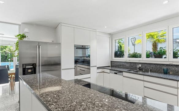 Immobilie in Dagmersellen - Modern. Grosszügig. Einzigartig. 7½-Zimmer-Einfamilienhaus mit Pool - Bild 8
