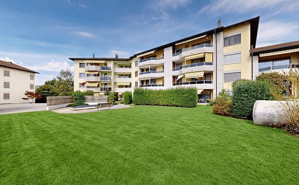 Immobilie in Beromünster - Grosszügige 5.5-Zimmerwohnung mit 2 Balkonen und Lift - Bild 0