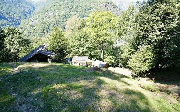 Immobilie in Vogorno - 2-Zimmer-Rustico mit Sitzplatz und schöner Seesicht   |   rustico d... - Bild 10