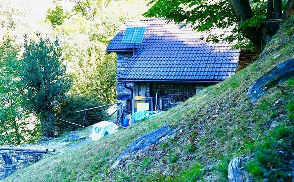 Immobilie in Vogorno - 2-Zimmer-Rustico mit Sitzplatz und schöner Seesicht   |   rustico d... - Bild 4