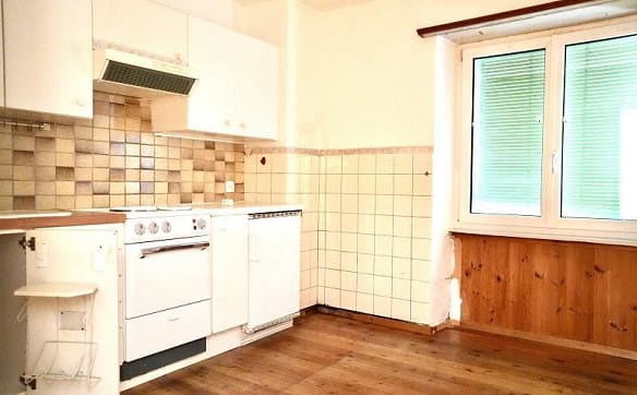 Immobilie in Ambrì - grosses 3-Zimmer Tessiner Dorfhaus mit Garten   |   grande casa tic... - Bild 2