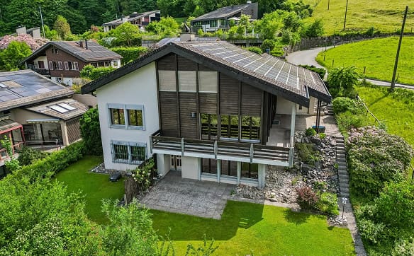 Immobilie in Mollis - Grosszügiges 6-Zimmer-Einfamilienhaus in Mollis - Bild 0