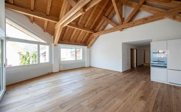 Immobilie in Grüsch - Moderne 4.5 Zimmerwohnung Nr. 4 in einem wunderschönen historischen... - Bild 2