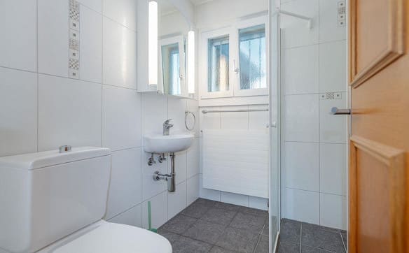 Immobilie in Uezwil - Freistehendes 6½-Zimmer Einfamilienhaus mit Wintergarten und viel U... - Bild 5