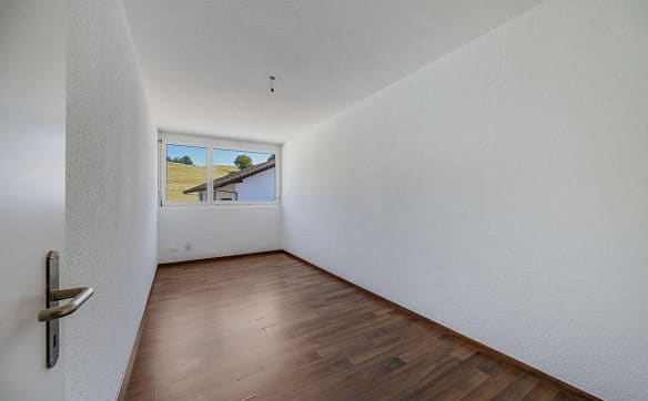 Immobilie in Wald Zh - Geräumiges 4.5-Zimmer-Duplex mit Aussicht in Eschenbach - Bild 7