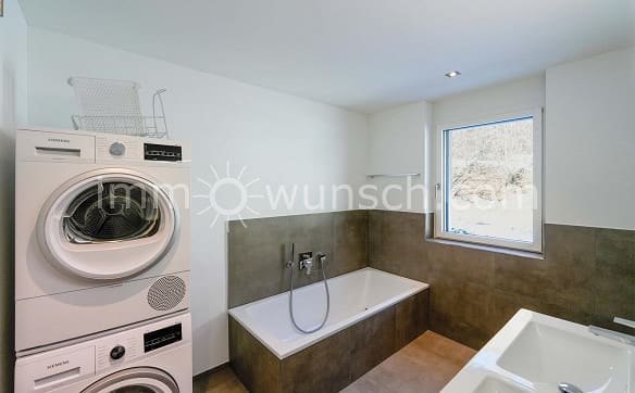 Immobilie in Kaltbach - Moderne 3 ½ Zi. EGTW, mit Teil verglastem Balkon - herrlicher Ferns... - Bild 6