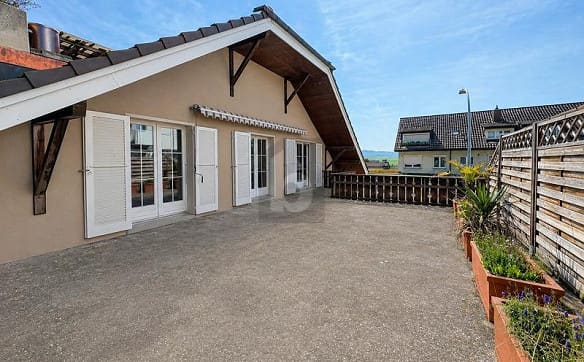 Immobilie in Orpund - PREISHAMMER! FRISCH RENOVIERT MIT GROSSER TERRASSE - Bild 1