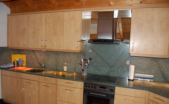 Immobilie in Cunter - 31/2 Zimmer-Maisonettewohnung mit freier Bergsicht - Bild 4