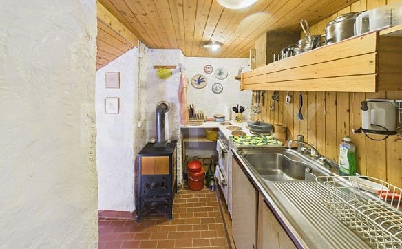 Immobilie in Mezzovico - Casa di nucleo 5 locali con giardino a Mezzovico - Bild 9
