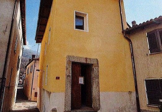 Immobilie in Caneggio - *Casa rurale con due appartamenti* - Bild 2