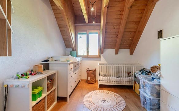 Immobilie in Gansingen - Freistehendes 6.5-Zimmer-Einfamilienhaus am Siedlungsrand mit viel ... - Bild 13
