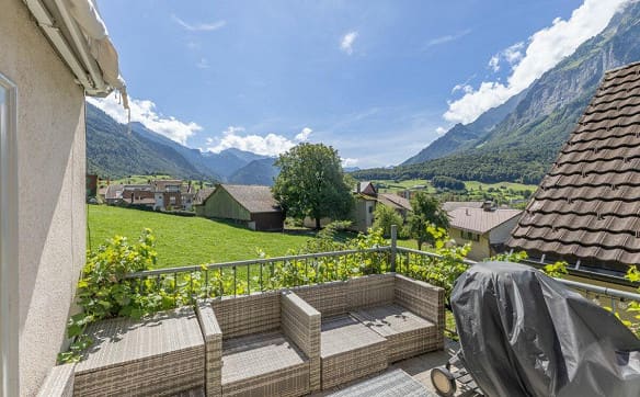 Immobilie in Ennenda - 5.5-Zi-DEFH an sonnenverwöhnter Wohnlage - Bild 4