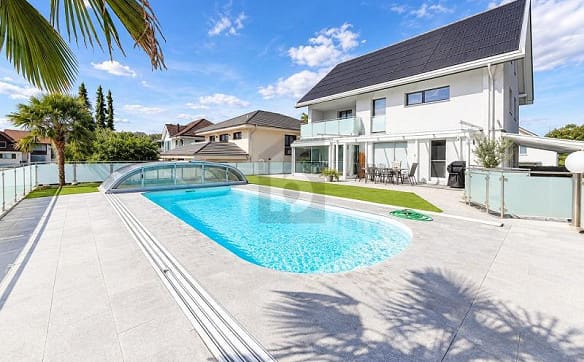 Immobilie in Brislach - EXKLUSIV MIT POOL & LUXURIÖSEM WELLNESSBAD - Bild 0
