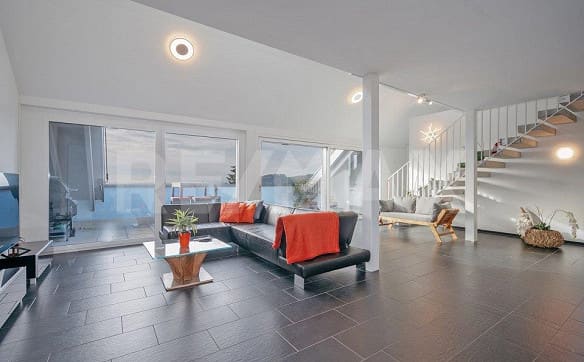 Immobilie in Rudolfstetten - Exklusive 4.5-Zimmer-Maisonette mit Galerie, Bilderbuch-Aussicht un... - Bild 8