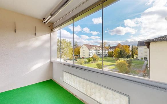 Immobilie in Schwerzenbach - Helle 3.5-Zimmer-Wohnung in Schwerzenbach ZH mit Komfort und Charme - Bild 2