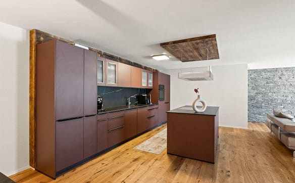 Immobilie in Spiez - Modern umgebaute 4.5-Zimmer-Wohnung mit 135 m² Wohnfläche - Bild 0