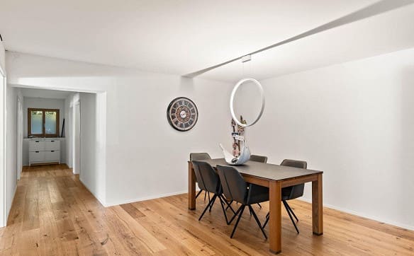 Immobilie in Spiez - Modern umgebaute 4.5-Zimmer-Wohnung mit 135 m² Wohnfläche - Bild 4