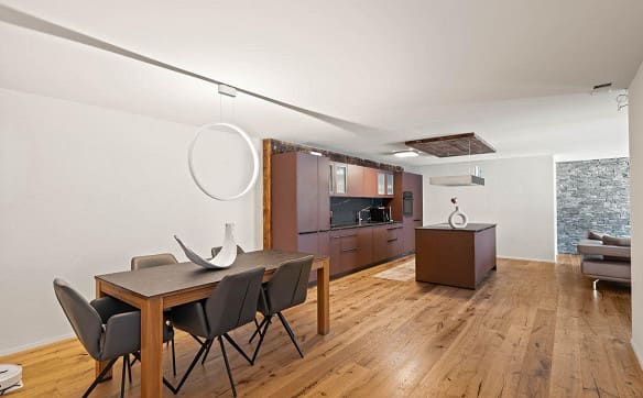 Immobilie in Spiez - Modern umgebaute 4.5-Zimmer-Wohnung mit 135 m² Wohnfläche - Bild 5
