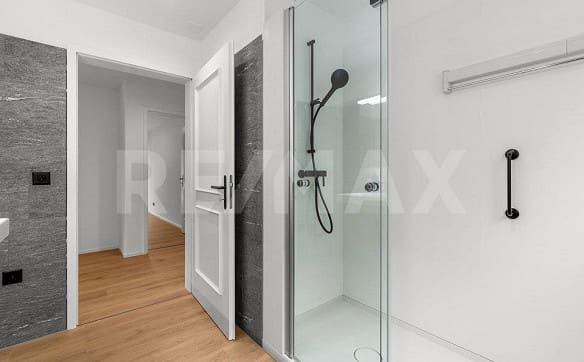 Immobilie in Malans Gr - Renovierte 4½-Zimmerwohnung mit zwei Balkonen in Malans - Bild 12